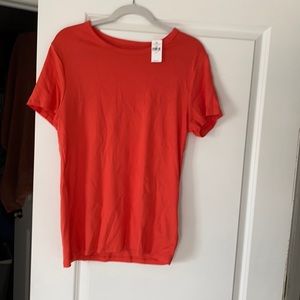 Women’s Gap Tee shirt